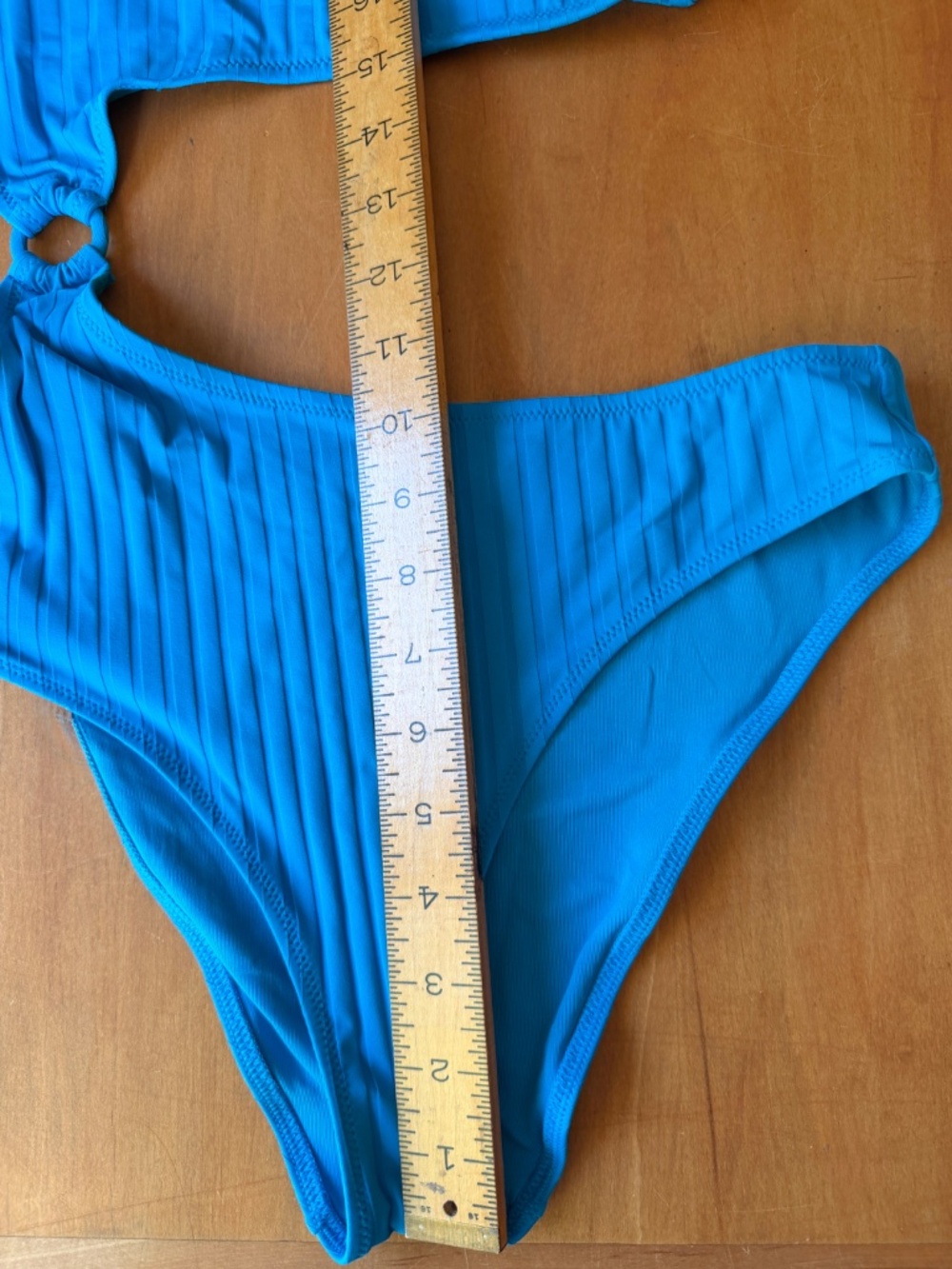 Aerie Cheeky Swimsuit, Size Medium, One piece with cutouts - Picture 5 of 15